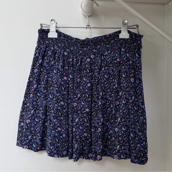 *SALE*TAKE 50%OFF* American Eagle Blue and Purple Floral Mini Skirt, Size L - Picture 4 of 6
